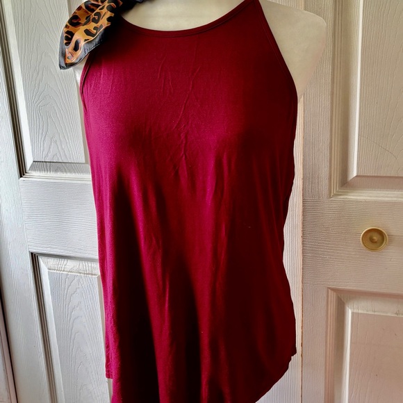 Ladies skinny strap tank top - Picture 4 of 13